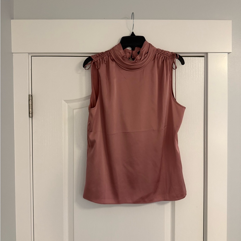 NWOT White House Black Market pink satin top - Large - Picture 3 of 3